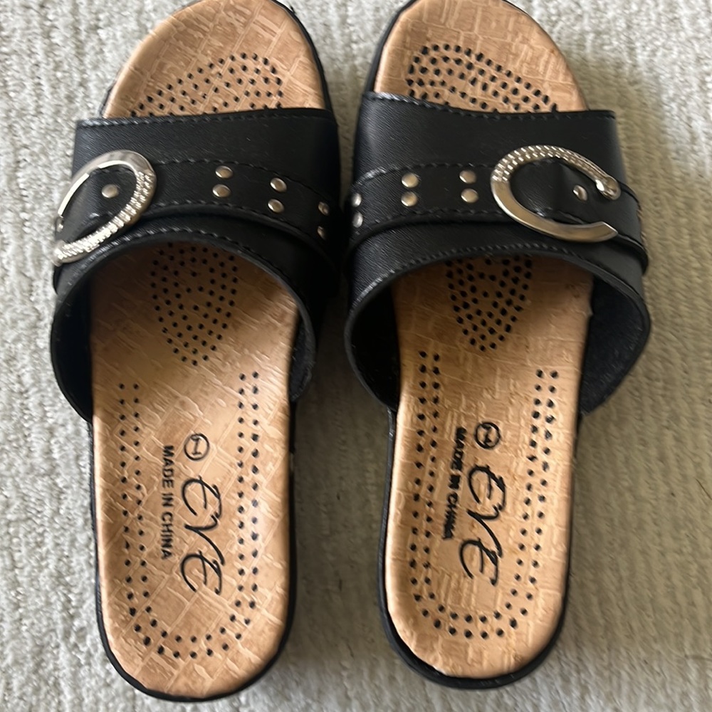 Eve platform sandals